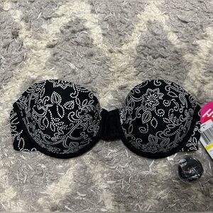 NWT Black Push up bikini top with White Dot design